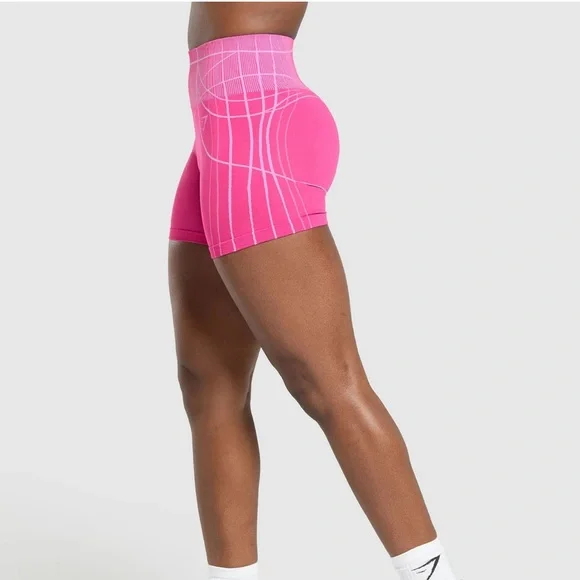 FIRM Gymshark | Apex Seamless Shorts - Picture 3 of 11